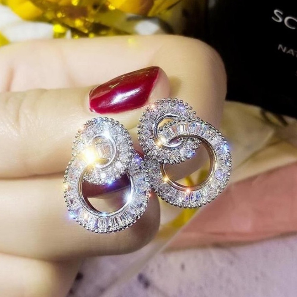 NEW 18K White Gold Diamond Double Circle Earrings